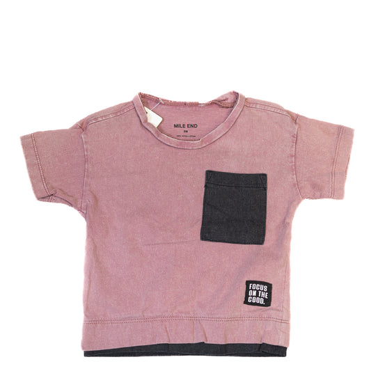 T-shirt rose à poche noire 9M