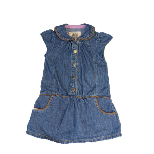 Robe en jeans avec poches contrastantes 2T