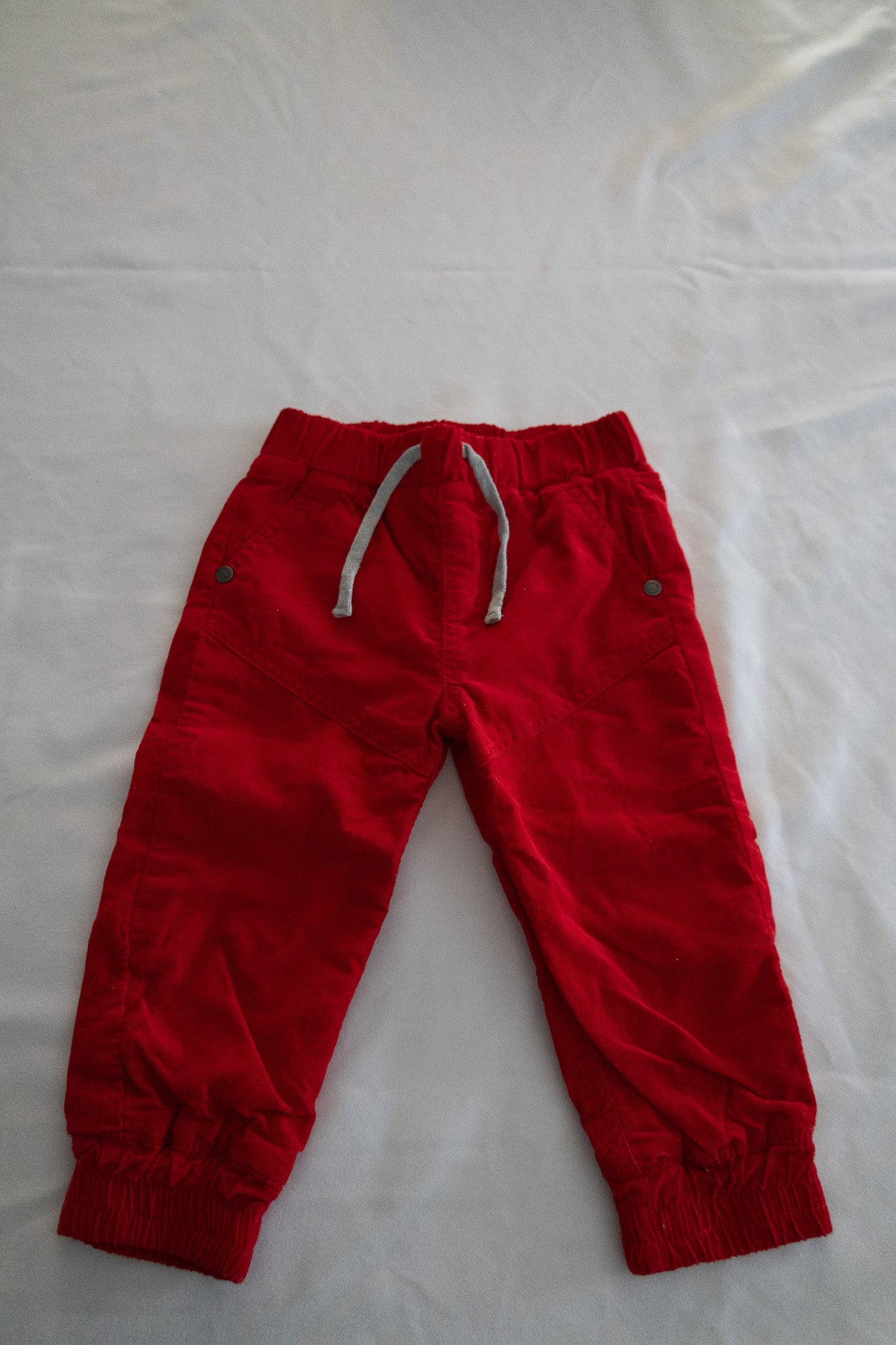 Pantalon 3 pommes 6-9 mois