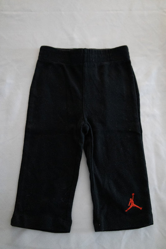 Pantalon Jordan 6-9 mois