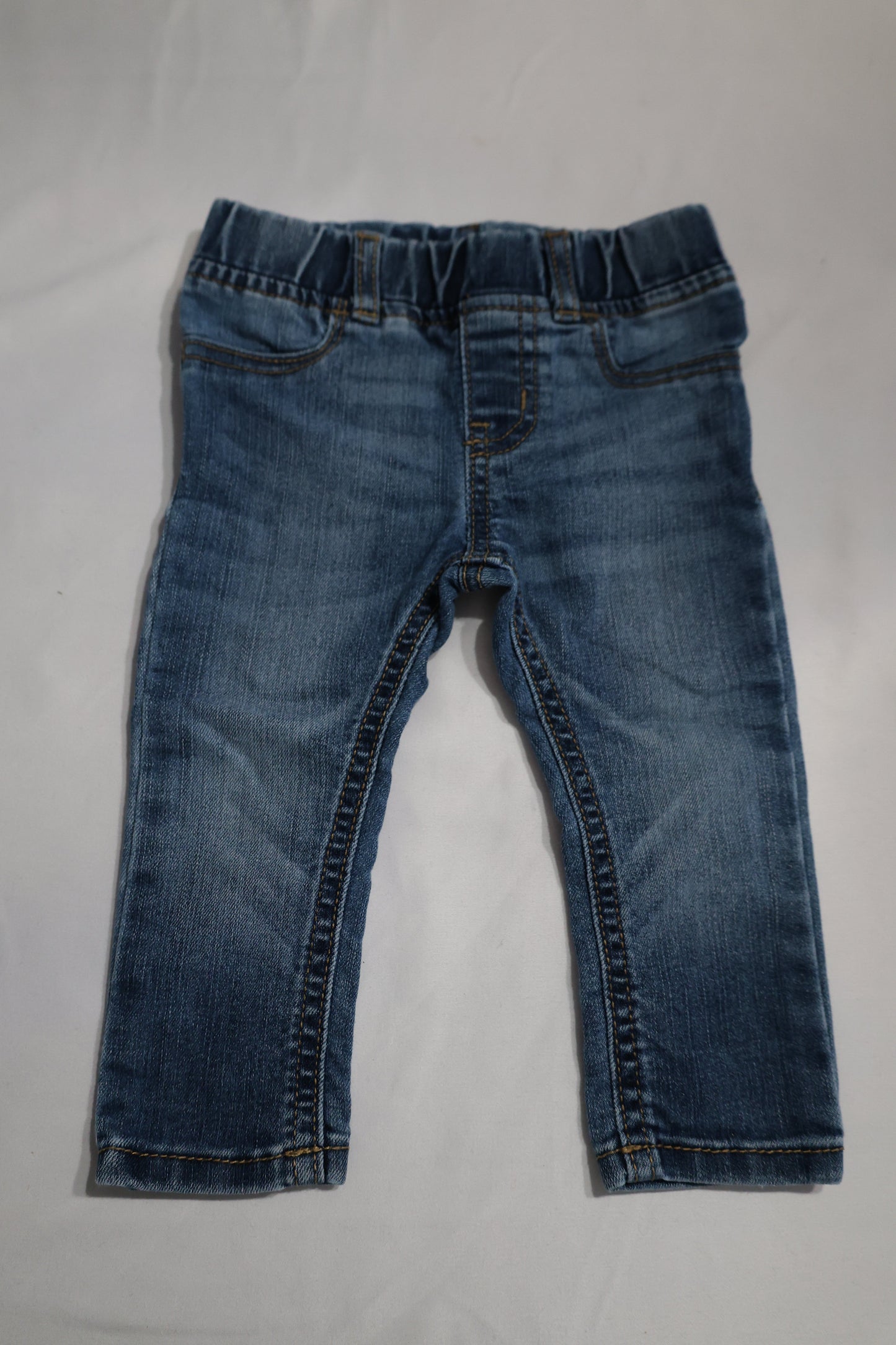 Pantalon Oshkosh 12 mois