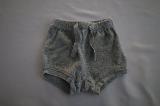 Short Baby Gap nouveau-né