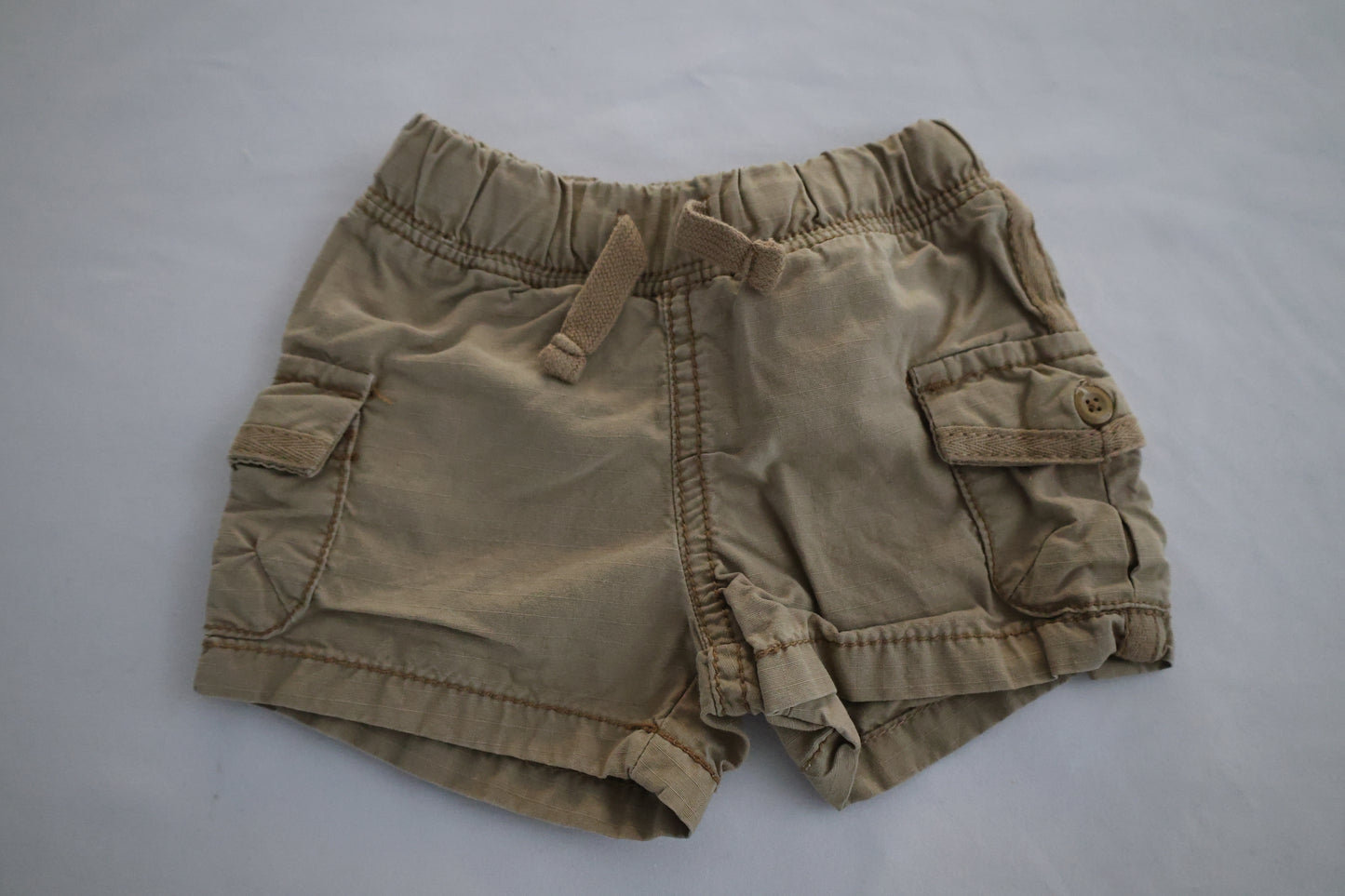 Short baby b’gosh 0-3 mois
